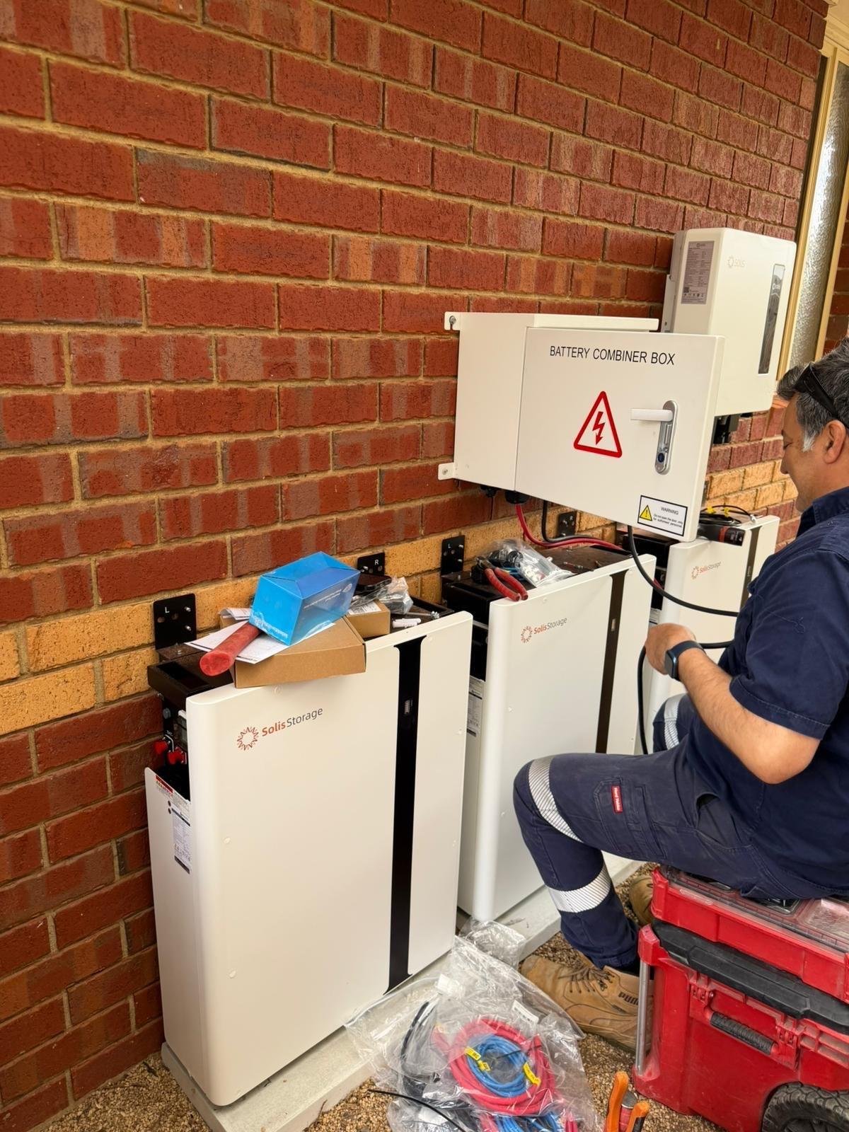 Solar expert team at work